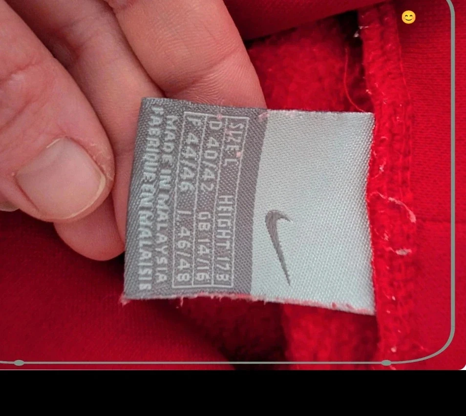 Magnifique Red Nike "Just Do It" Hoodie - Vintage - Size L – photo 6